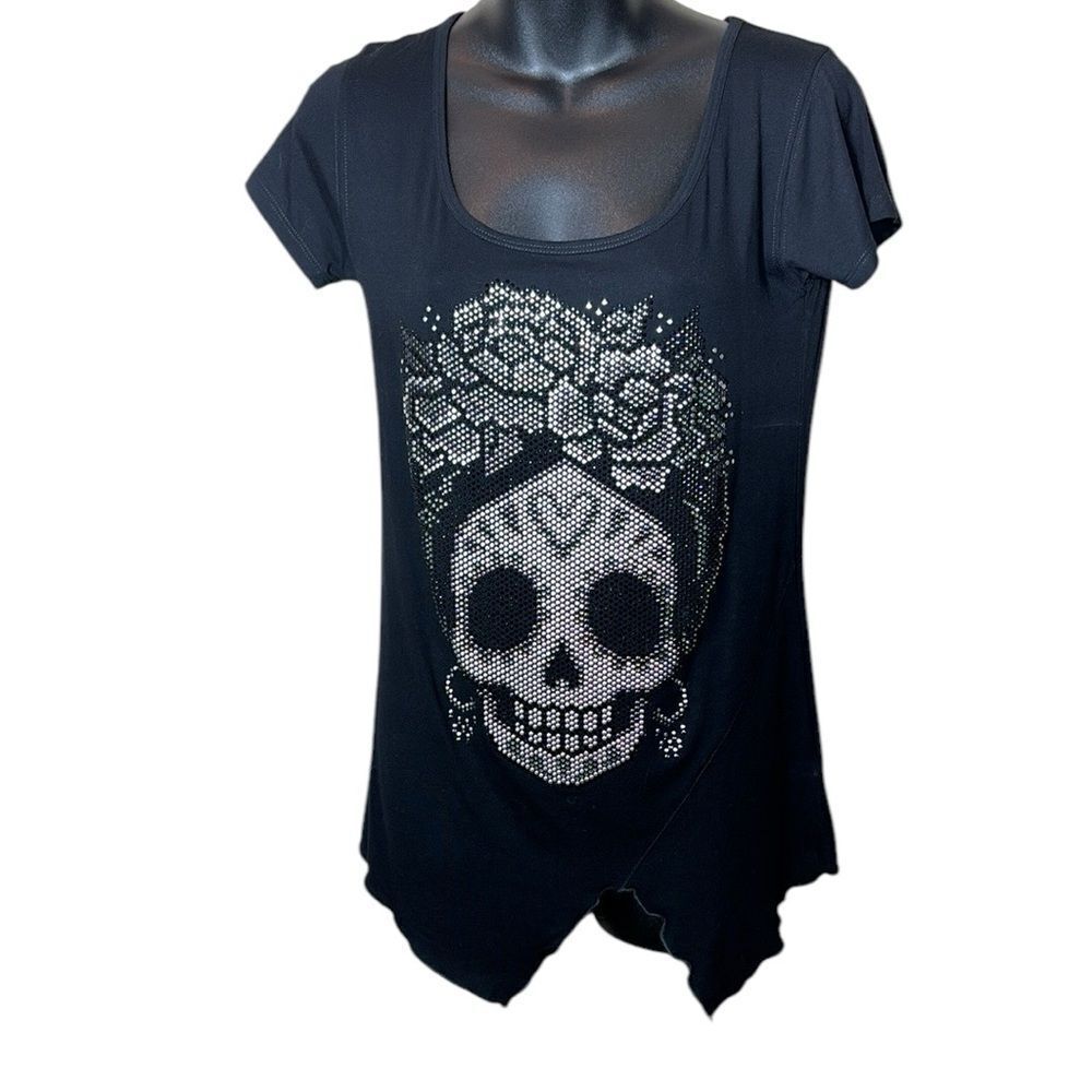 Ay guey! Women’s medium black rhinestone sugar‎ skull assymetrical shirt new